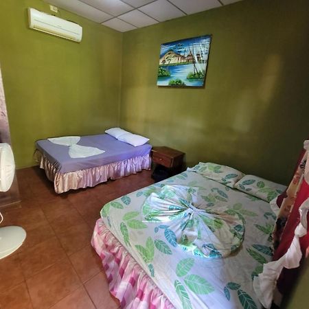 Hostal Nathaly Moyogalpa Esterno foto