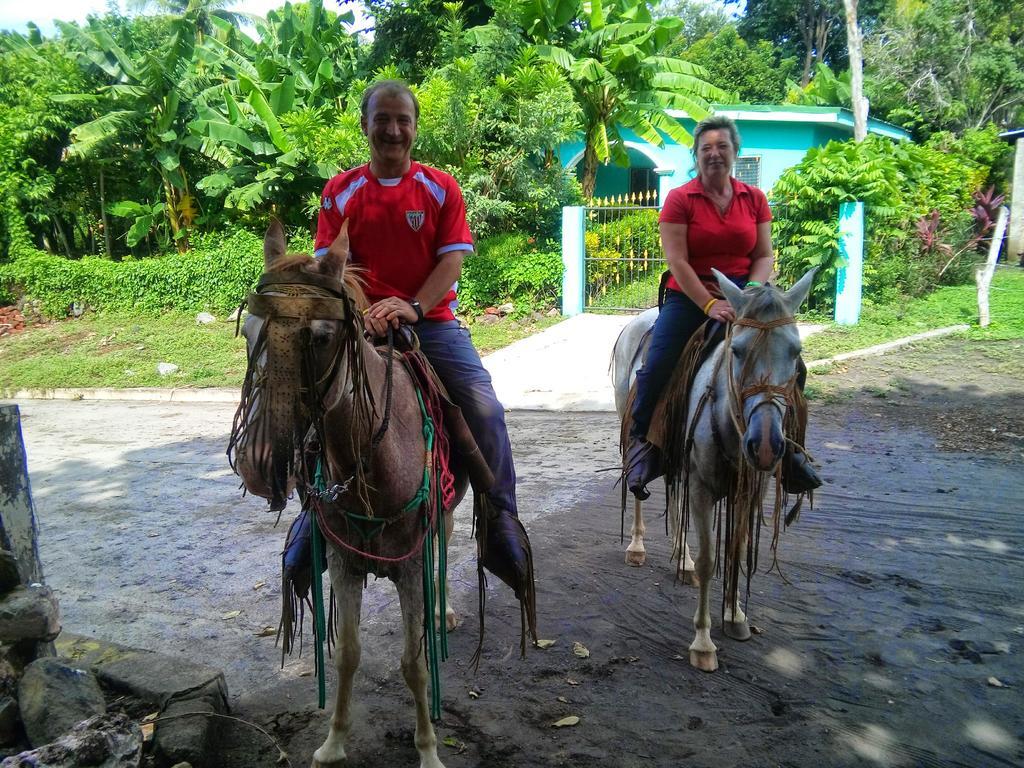 Hostal Nathaly Moyogalpa Esterno foto
