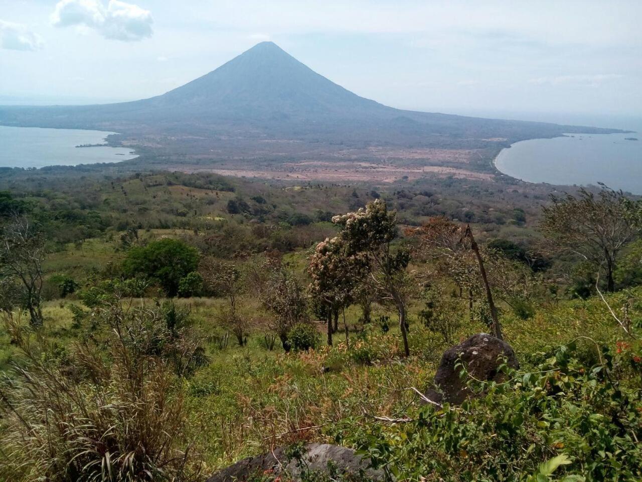 Hostal Nathaly Moyogalpa Esterno foto