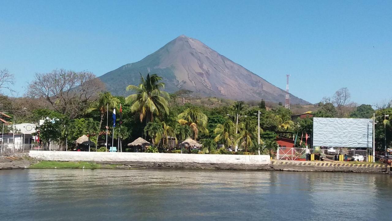 Hostal Nathaly Moyogalpa Esterno foto